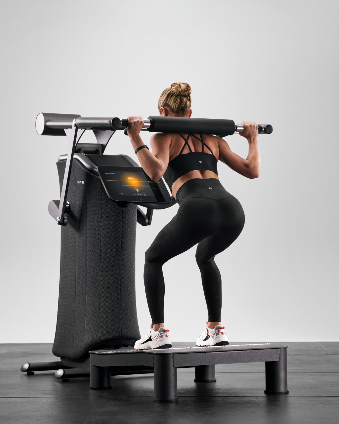 Egym